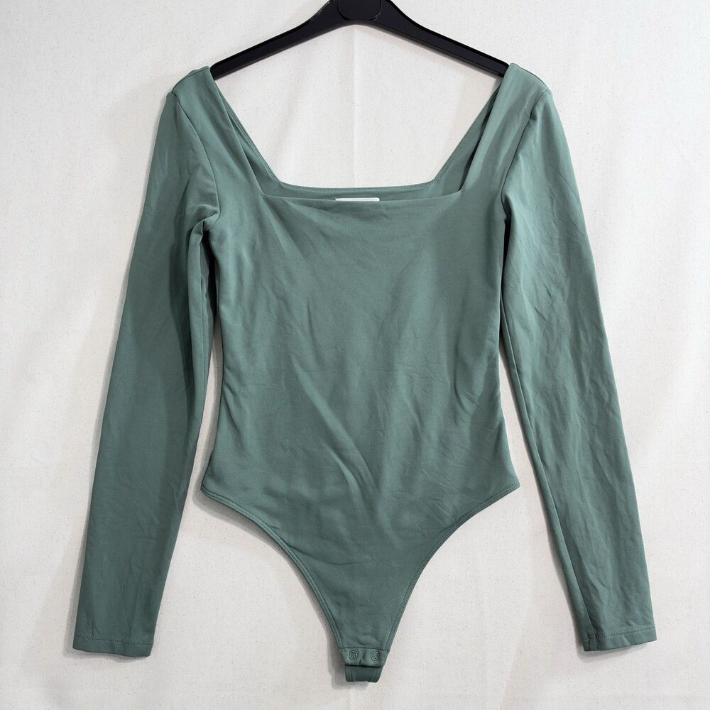 Aritzia Babaton Contour Elegant Green Square Neck Long Sleeve Bodysuit Small
